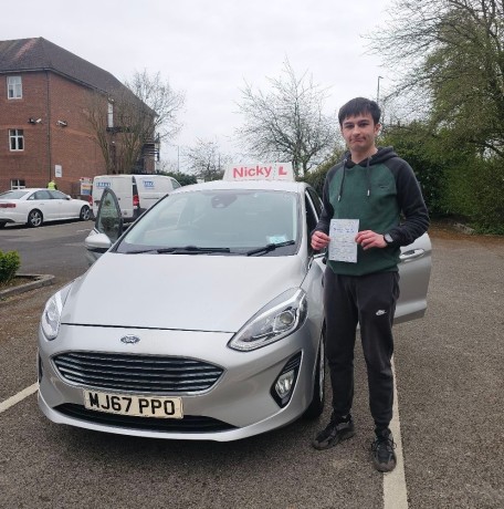 nicky-carabine-adi-nicola-carabine-big-0